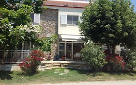Neaktion Apartments